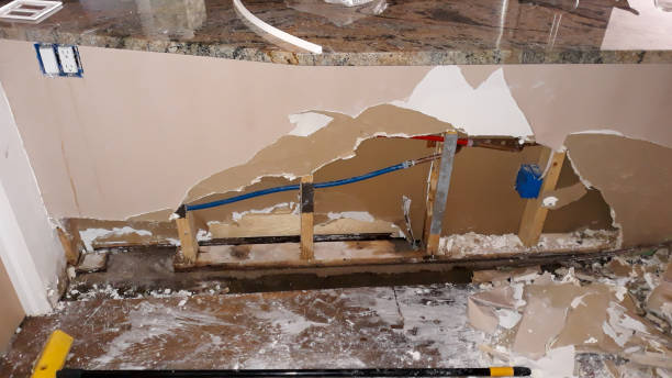 Best Water damage restoration experts  in Sag Harbor, NY
